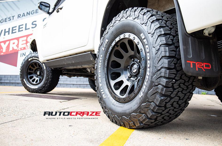 TOYOTA HILUX N80 4WD VECTOR MATTE BLACK